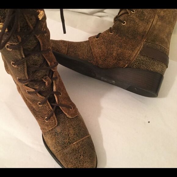 Michael Kors Speckled Leather Suede Lace up Wedge - Picture 6 of 13